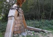 Kőmorzsoló óriás Püspökszentlászló