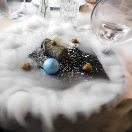 KönyvBár & Restaurant Budapest - Étel/ital