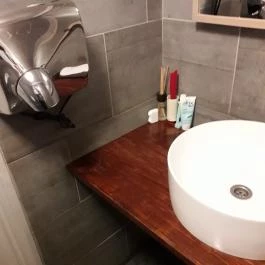 KönyvBár & Restaurant Budapest - Mosdó