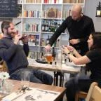 KönyvBár & Restaurant Budapest - Belső