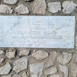 Kőpiramis Iszkaszentgyörgy - Egyéb