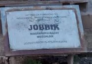 Kopjafa az 1956-os forradalom hőseinek emlékére Budapest