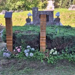 Kopjafás temető Telkibánya - Külső kép