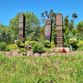 Kopjafás temető Telkibánya - Külső kép