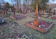 Kopjafás temető-csónakos fejfás temető Hajdúböszörmény