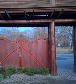 Kopjafás temető-csónakos fejfás temető