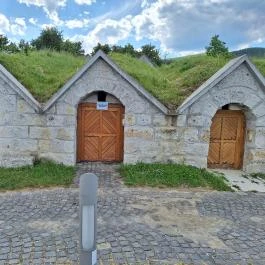 Kőporosi pincesor Hercegkút - Külső kép