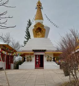 Kőrösi Csoma Sándor Emlékpark és Békesztúpa