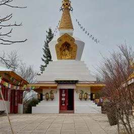 Kőrösi Csoma Sándor Emlékpark és Békesztúpa Tar - Külső kép