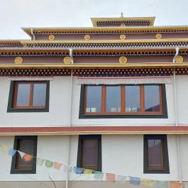 Kőrösi Csoma Sándor Emlékpark és Békesztúpa Tar - Külső kép