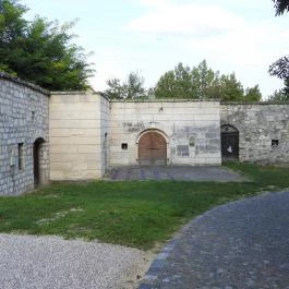 Körpince, Etyek - Külső kép