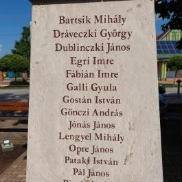 Kossuth Lajos, Geszteréd - Egyéb