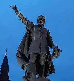 Kossuth Lajos szobra