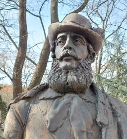 Kossuth Lajos szobra