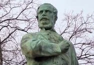 Kossuth Lajos szobra Békéscsaba