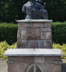 Kossuth Lajos szobra