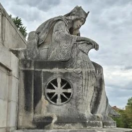 Kossuth-mauzóleum Budapest - Egyéb