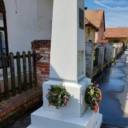 Kossuth-obeliszk, Tinnye - Egyéb