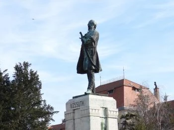 Kossuth szobor Karcag