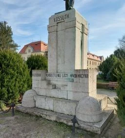 Kossuth szobor