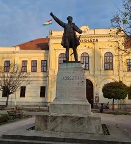 2. legjobb látnivaló: Kossuth-szobor