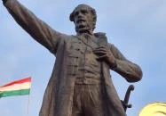 Kossuth-szobor Hajdúnánás