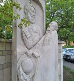 6. legjobb látnivaló: Kossuth Lajos szobor