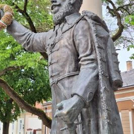 Kossuth-szobor Fehérgyarmat - Egyéb