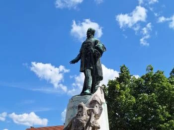 Kossuth-szobor Sátoraljaújhely