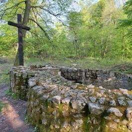 Kovácsi Körtemplom romjai Baj - Egyéb