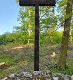 Kovácsi Körtemplom romjai