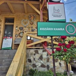 Kozárdi Kamra Kozárd - Külső kép