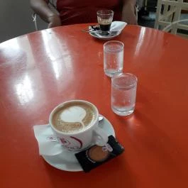 Közért Bár Káptalantóti - Étel/ital