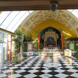 Krisna-völgy Indiai Kulturális Központ & Biofarm Somogyvámos - Belső