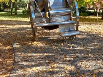 Krúdy Gyula szobra Siófok