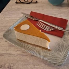 Kuglóf Art Cukrászda, Győr - Étel/ital