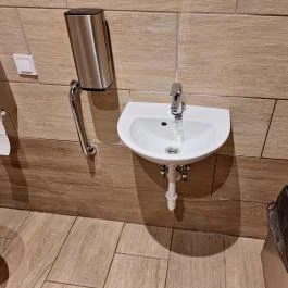 Kukorica Csárda, Balatonújlak - Mosdó