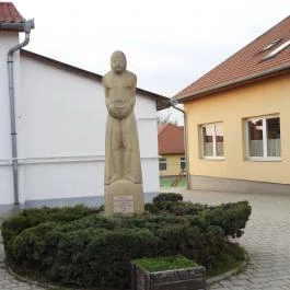 Kunbaba Kunhegyes - Külső kép