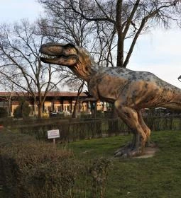 Kunhegyesi Dínó Park