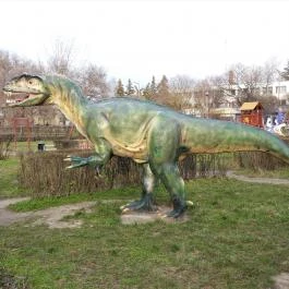 Kunhegyesi Dínó Park, Kunhegyes - Külső kép