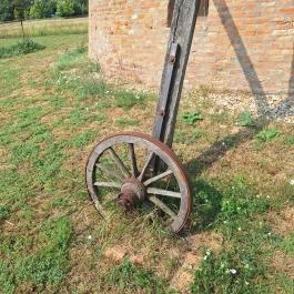 Kunhegyesi szélmalom, Kunhegyes - Egyéb