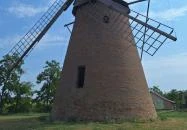 Kunhegyesi szélmalom Kunhegyes