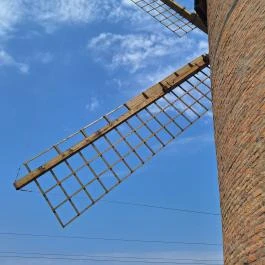 Kunhegyesi szélmalom, Kunhegyes - Egyéb