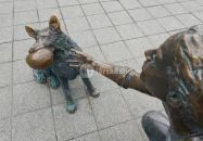 Kutyás lány szobor Budapest