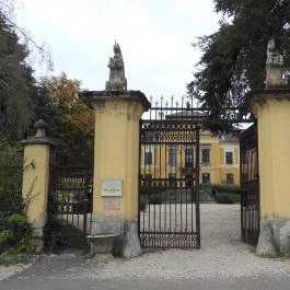 De La Motte kastély Noszvaj - Külső kép