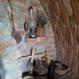 Laci bácsi csőszkunyhója, Hidegség - Egyéb