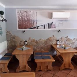 Lacus Pelso Pizzéria & Söröző, Ábrahámhegy - Belső