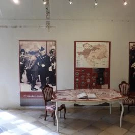 Lamberg-kastély Kulturális Központ, Könyvtár és Muzeális Kiállítóhely Mór - Belső