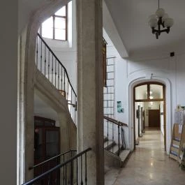 Lamberg-kastély Kulturális Központ, Könyvtár és Muzeális Kiállítóhely Mór - Belső