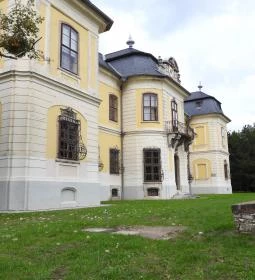 Lamberg-kastély Kulturális Központ, Könyvtár és Muzeális Kiállítóhely